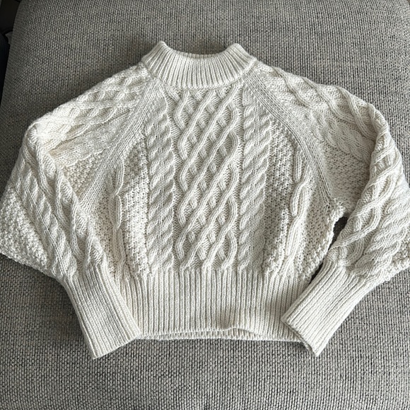 H&M cable knit sweater - Picture 1 of 5